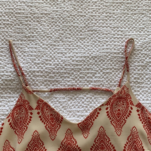 Strappy Box Dress - Picture 4 of 5